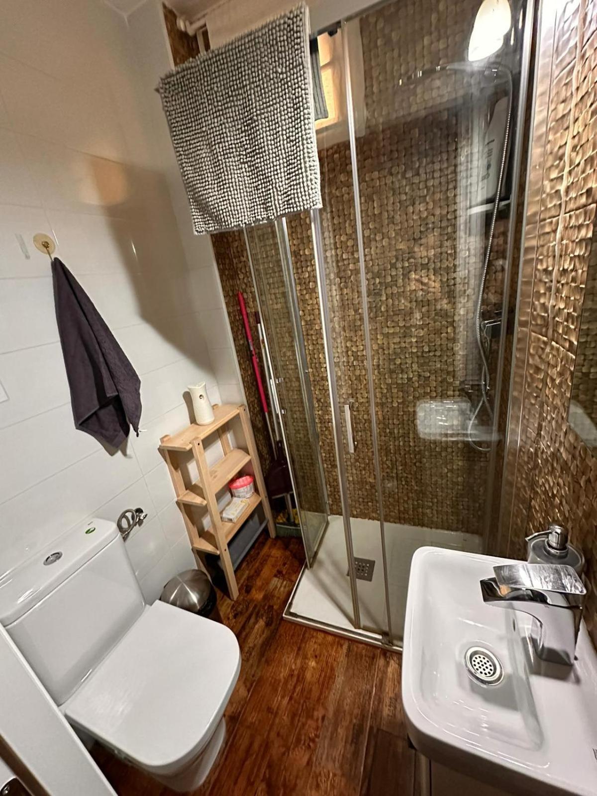 Casa Centrica, En Barrio Bohemio Lägenhet Madrid Exteriör bild