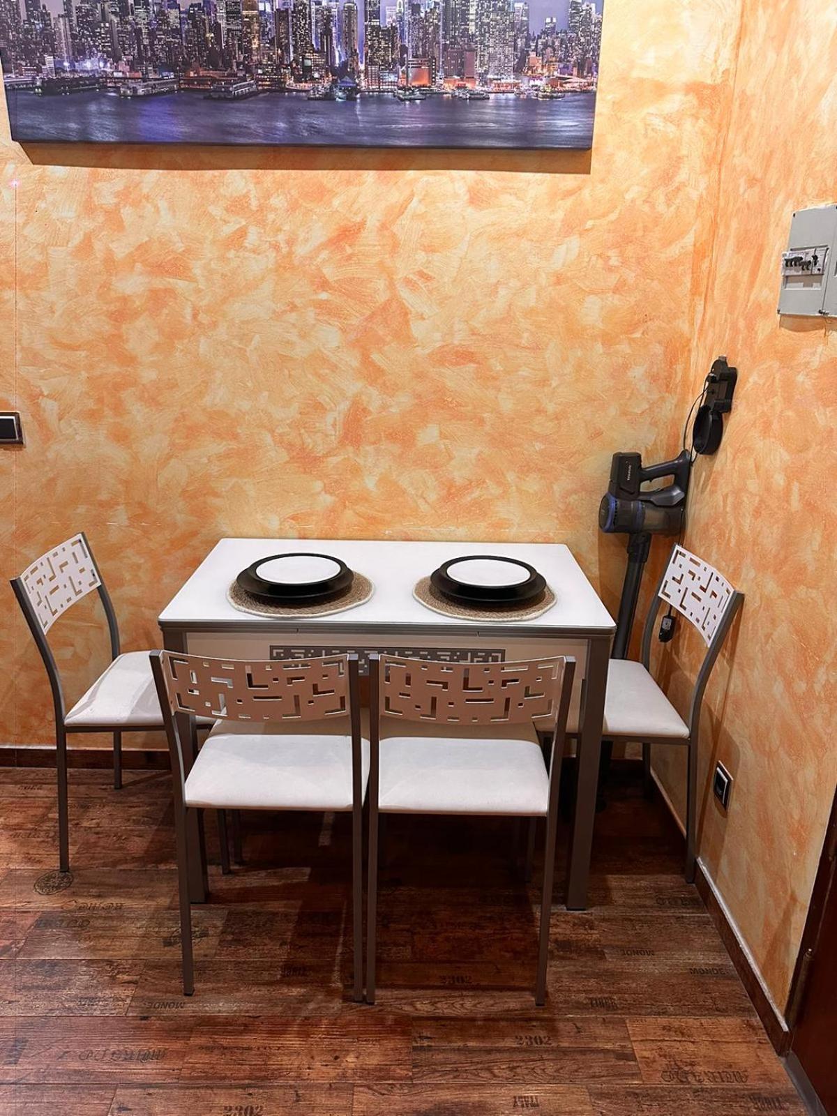 Casa Centrica, En Barrio Bohemio Lägenhet Madrid Exteriör bild